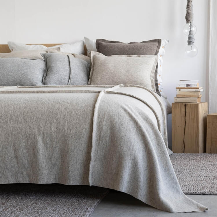 moyha Wave Sofadecke ecru creme