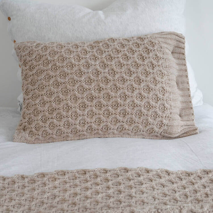 Moyha Dekokissen New Cosy beige Strick 60x40 cm