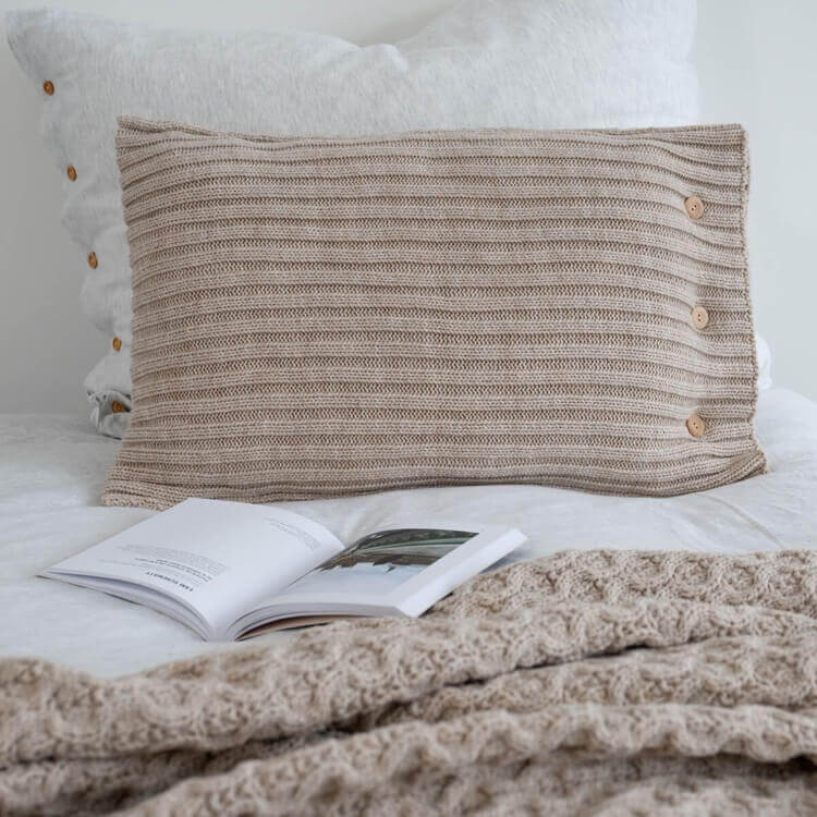 Moyha Strickkissen New Cosy beige