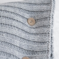 Moyha Strickkissen Cosy long Hellgrau