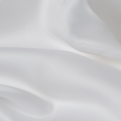 Weißes Tencel Spannbettlaken weiß MicroModal Von Schütz, hergestellt in Deutschland