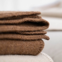 Wolldecke braun Haselnuss MOYHA Wool