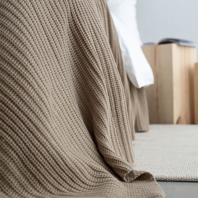 MOYHA Tagesdecke Woolen Weave taupe 240x220 cm 2