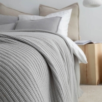 MOYHA Bettüberwurf Woolen Weave Hellgrau