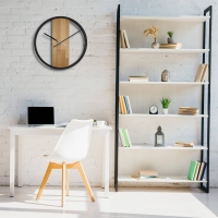 Detailansicht der Wanduhr Loft Eiche Natur 50 cm in Eiche und Schwarz