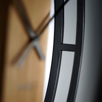 Wanduhr Loft Eiche Natur 50 cm aus Eichenholz und schwarzem Metall, Loft-Stil