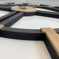 Elegante Vintage Wanduhr Eiche 80 cm, perfekter Blickfang im modernen Interieur