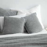 Moyha Dreamy Dekokissen grau, Grobstrick-Material, 50x50 cm – für Woolly Tagesdecken