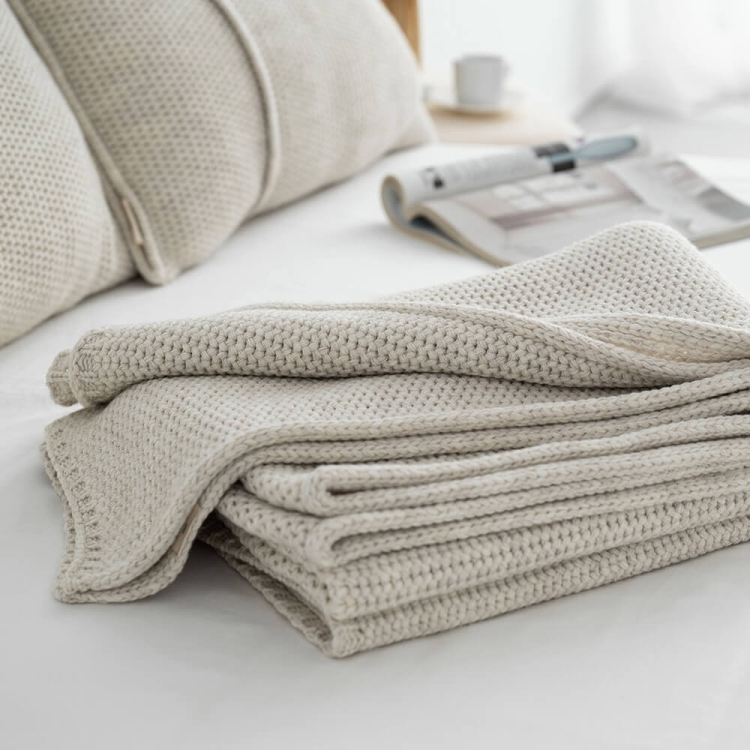 Moyha Soft Nap Strickdecke beige, Grobstrick-Plaid 130x180 cm