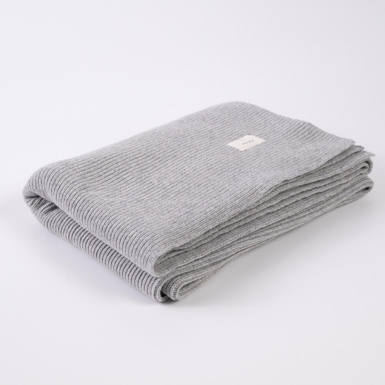 Moyha Classic Premium Wolldecke in Grau, Material 80% Schurwolle