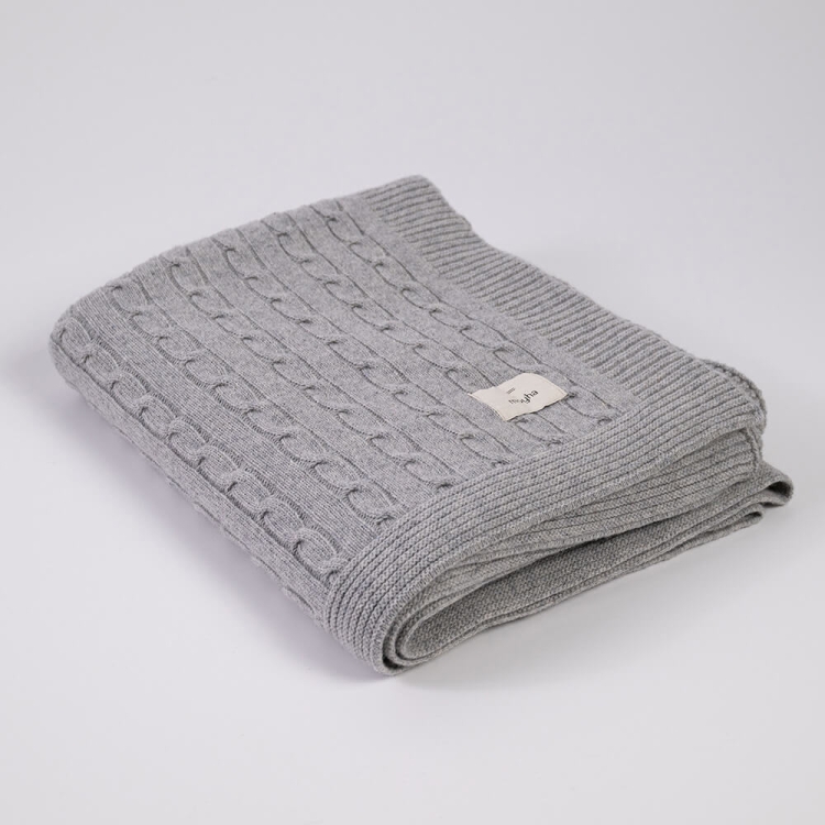 Moyha Zopfmuster Plaid Grau, Strickdecke aus 80% Schurwolle