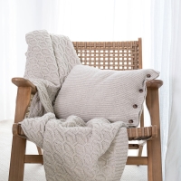 Moyha Luxury Decke aus 80% Schurwolle, hellgrau Creamy, Strick