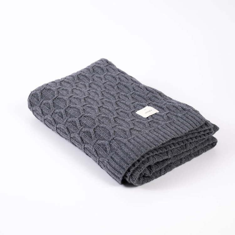 Moyha Luxury Wolldecke, Farbe dunkelgrau Graphit, gestrickt aus 80% Schurwolle
