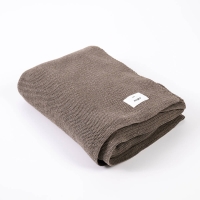 Moyha Close to Nature Decke, Farbton Braun, aus recyceltem Baumwollgarn