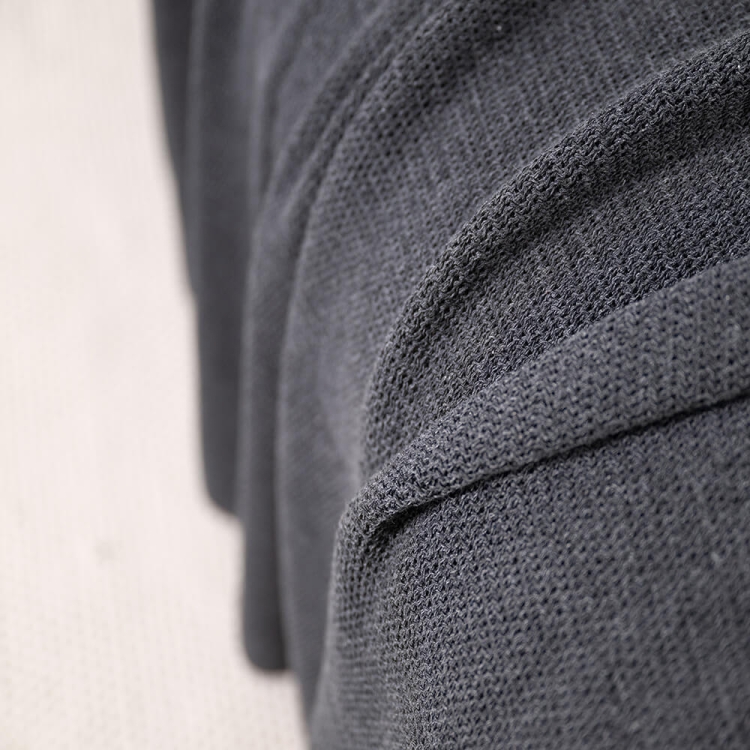 Moyha Close to Nature Bettüberwurf dunkelgrau Graphit, gefertigt aus recyceltem Baumwollgarn