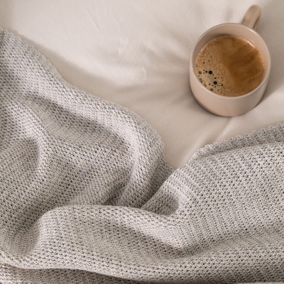 Moyha Decke „Close to Nature“, Farbe Ecru Sand, Material recyceltes Baumwollgarn 2