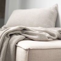 Moyha Close to Nature Tagesdecke ecru/sand, aus recyceltem Baumwollgarn
