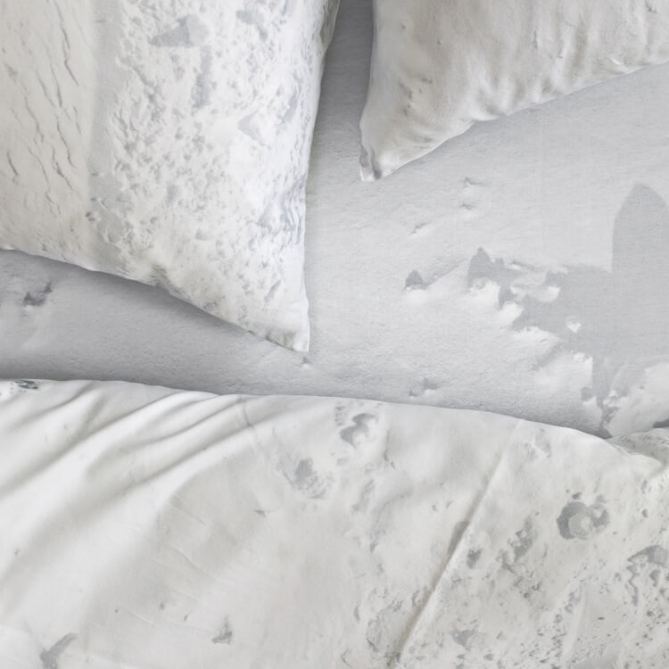 Schnee Bettlaken mit Gummizug Hayka von Foonka