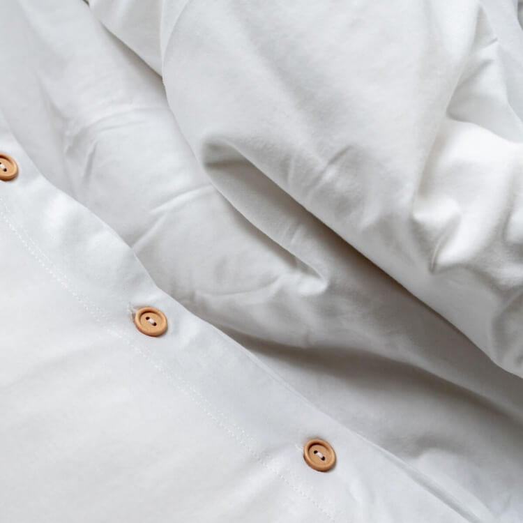 Jersey Bettwäsche weiß mit Holzknöpfen Pure Moyha