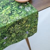 Alpen Wiesen Optik Tischläufer Foonka